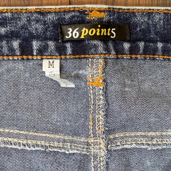 36 POINT 5 - Picture 2 of 4